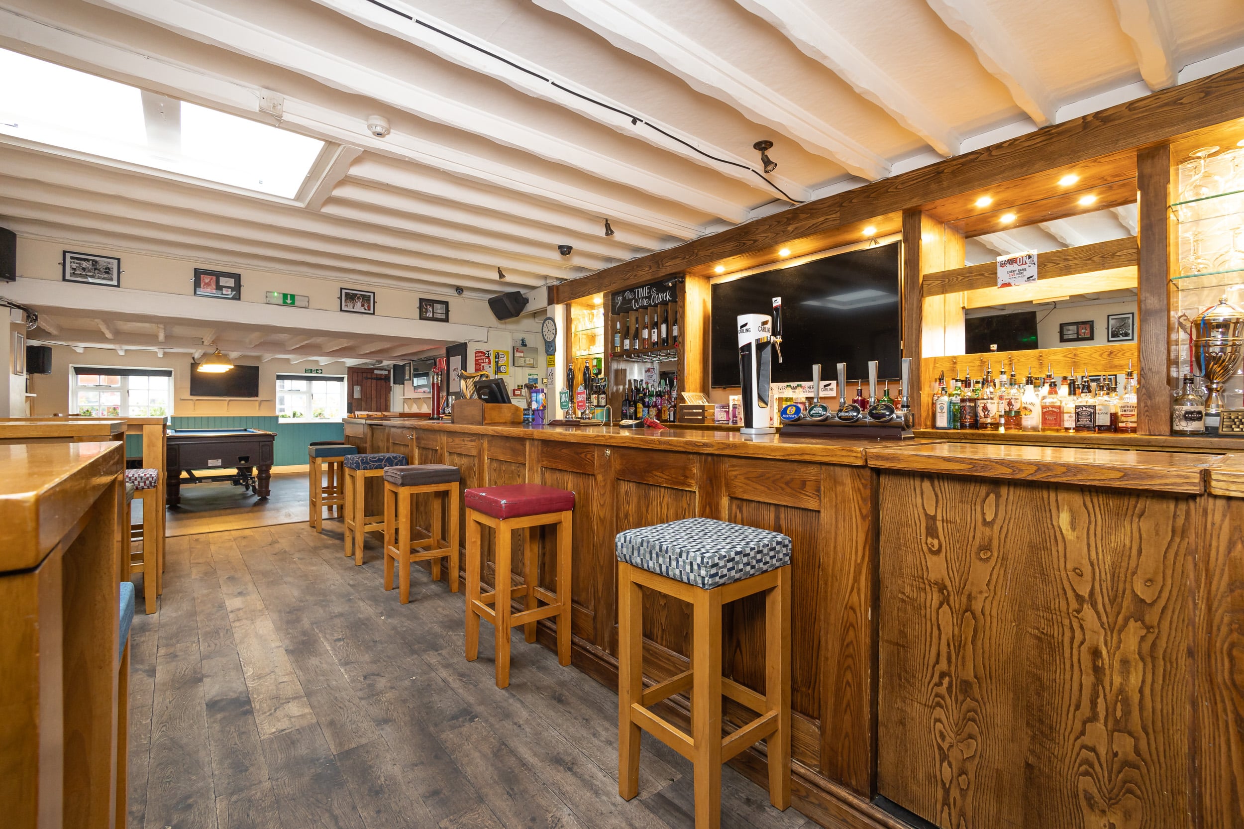 Dolphin, Newport Pagnell